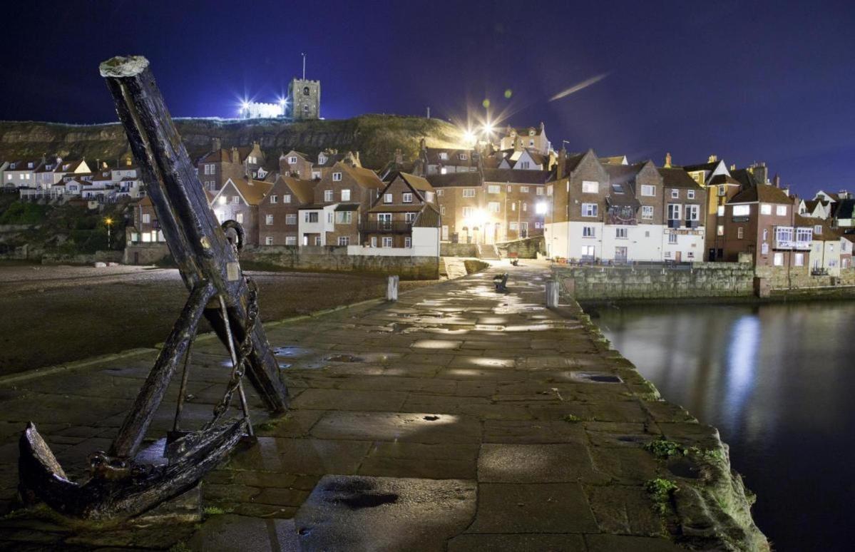 Frasers Of Whitby Exterior foto